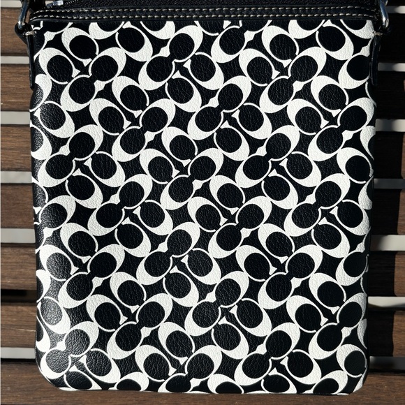 Coach • Black and White Patterned Crossbody Bag - Picture 3 of 7